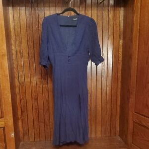 KOURT SIZE MEDIUM Elegant Blue Midi Dress